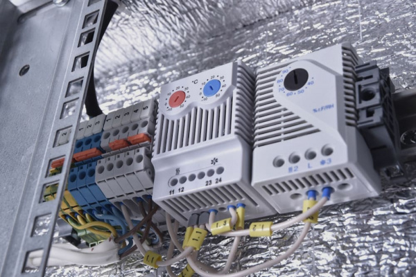 Телекоммуникационный шкаф ЦМО ШТВ-1-24.7.6-43АА-Т1